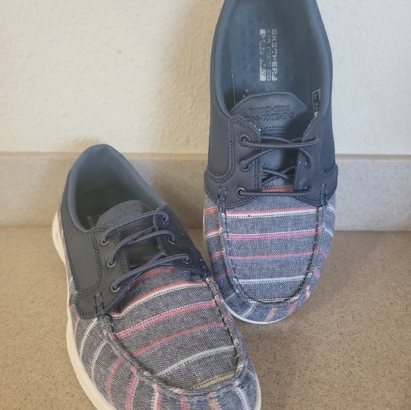 SKECHERS ON-THE-GO AIR-COOLED GOGA MAT SLIP ON FLATS (sz 7)‎ - Picture 1 of 4